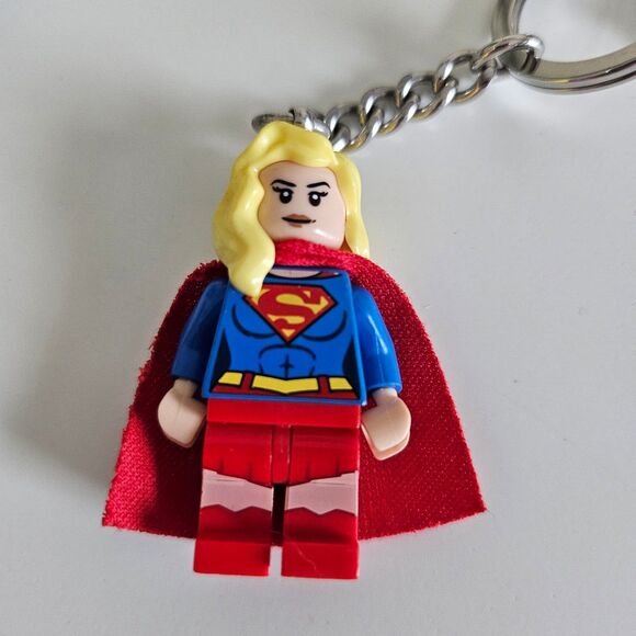 Lego Supergirl Mini-figure Keychain - Picture 1 of 10